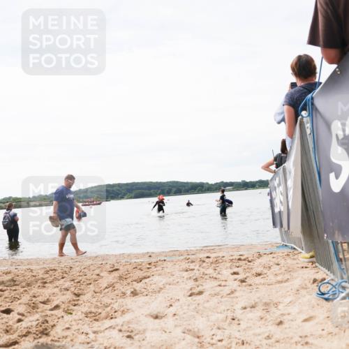 21.06.2026 - Viking Triathlon Michael Strokosch http://msf.ph/oto/9829561 21.06.2026 10:57:24 Schwimmen 401 meine-sportfotos.de
