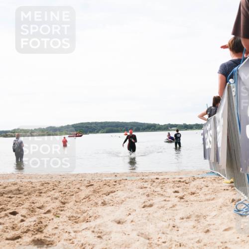 21.06.2026 - Viking Triathlon Michael Strokosch http://msf.ph/oto/9829591 21.06.2026 10:57:34 Schwimmen 652 meine-sportfotos.de