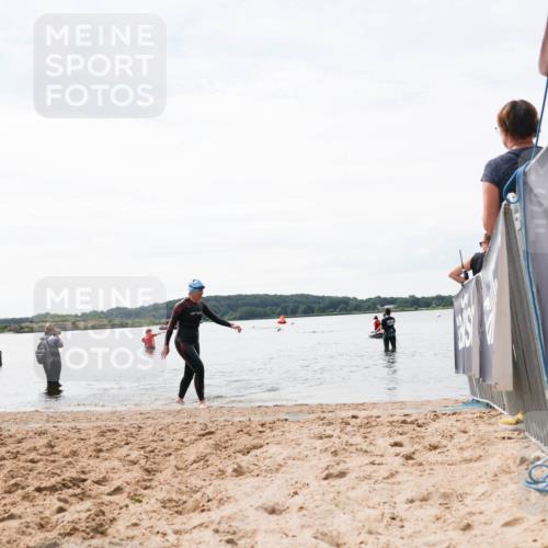 21.06.2026 - Viking Triathlon Michael Strokosch http://msf.ph/oto/9829655 21.06.2026 10:57:56 Schwimmen 224 meine-sportfotos.de