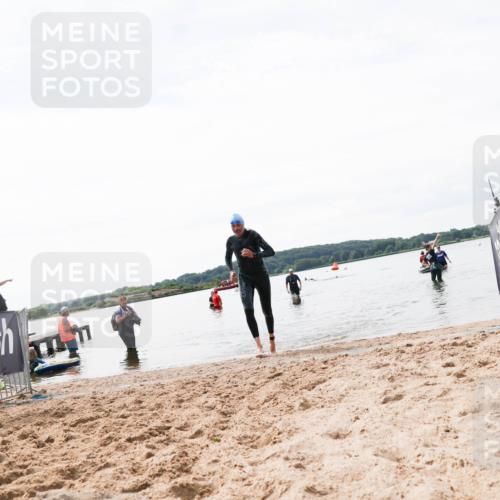 21.06.2026 - Viking Triathlon Michael Strokosch http://msf.ph/oto/9829752 21.06.2026 10:58:36 Schwimmen 439 meine-sportfotos.de