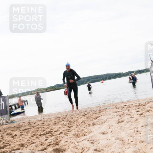 21.06.2026 - Viking Triathlon Michael Strokosch http://msf.ph/oto/9829754 21.06.2026 10:58:37 Schwimmen 439 meine-sportfotos.de