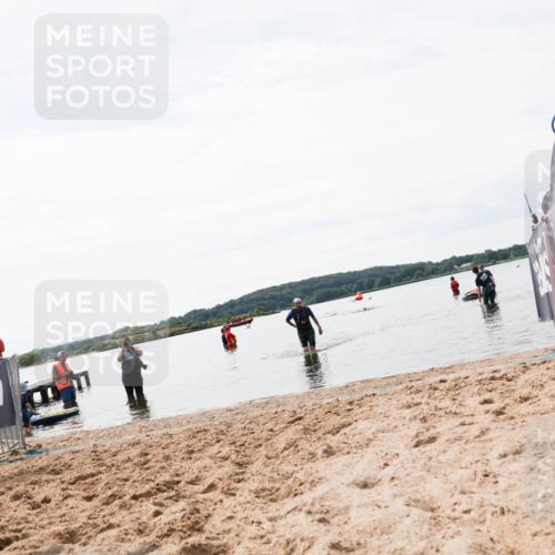 21.06.2026 - Viking Triathlon Michael Strokosch http://msf.ph/oto/9829781 21.06.2026 10:58:45 Schwimmen 141 meine-sportfotos.de