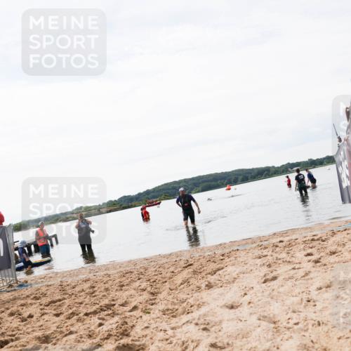 21.06.2026 - Viking Triathlon Michael Strokosch http://msf.ph/oto/9829785 21.06.2026 10:58:47 Schwimmen 141 meine-sportfotos.de