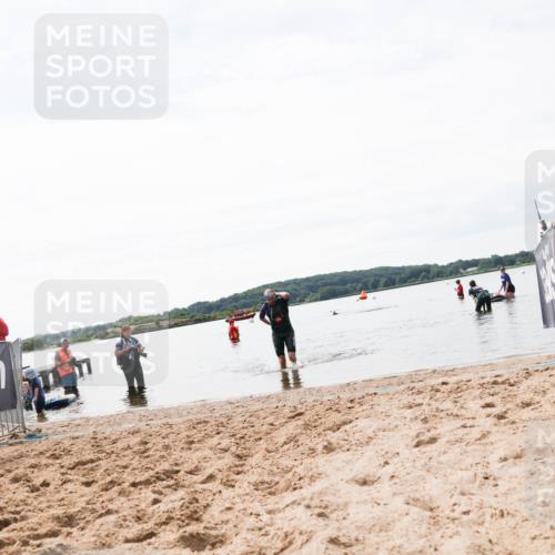 21.06.2026 - Viking Triathlon Michael Strokosch http://msf.ph/oto/9829793 21.06.2026 10:58:49 Schwimmen 141 meine-sportfotos.de
