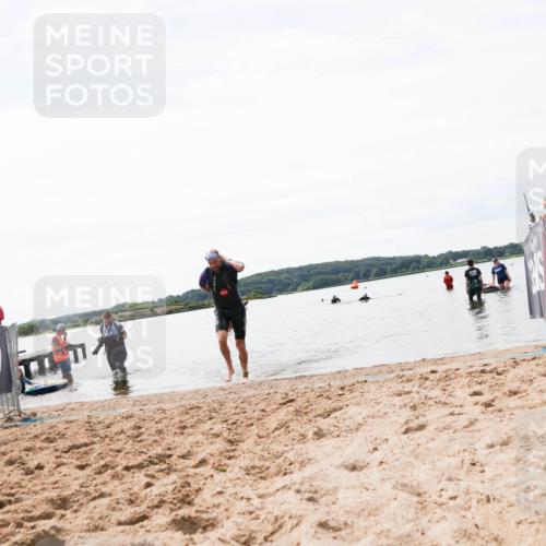21.06.2026 - Viking Triathlon Michael Strokosch http://msf.ph/oto/9829802 21.06.2026 10:58:52 Schwimmen 141 meine-sportfotos.de