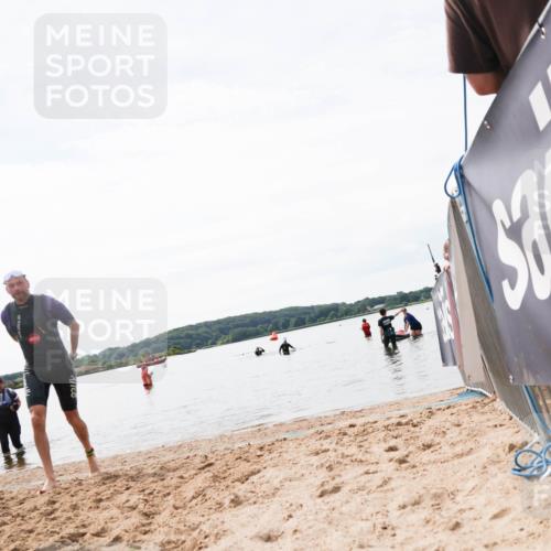 21.06.2026 - Viking Triathlon Michael Strokosch http://msf.ph/oto/9829807 21.06.2026 10:58:54 Schwimmen 141 meine-sportfotos.de