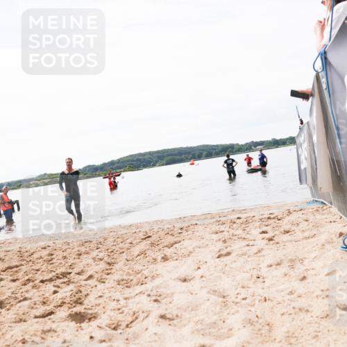 21.06.2026 - Viking Triathlon Michael Strokosch http://msf.ph/oto/9829906 21.06.2026 10:59:27 Schwimmen 253 meine-sportfotos.de