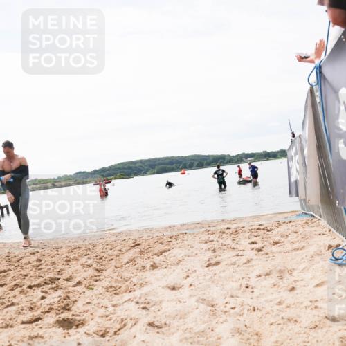 21.06.2026 - Viking Triathlon Michael Strokosch http://msf.ph/oto/9829914 21.06.2026 10:59:29 Schwimmen 253 meine-sportfotos.de