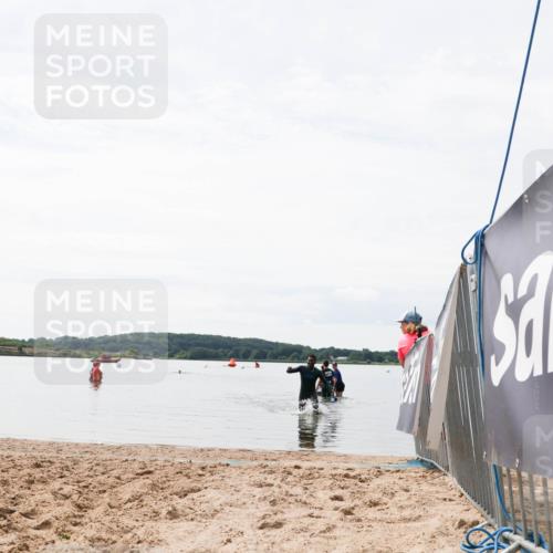 21.06.2026 - Viking Triathlon Michael Strokosch http://msf.ph/oto/9830047 21.06.2026 11:01:05 Schwimmen 71 meine-sportfotos.de