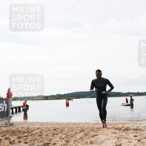 21.06.2026 - Viking Triathlon Michael Strokosch http://msf.ph/oto/9830062 21.06.2026 11:01:10 Schwimmen 71 meine-sportfotos.de