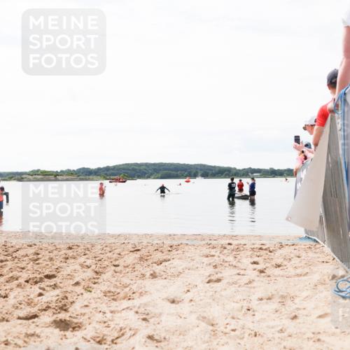21.06.2026 - Viking Triathlon Michael Strokosch http://msf.ph/oto/9830070 21.06.2026 11:01:46 Schwimmen  meine-sportfotos.de