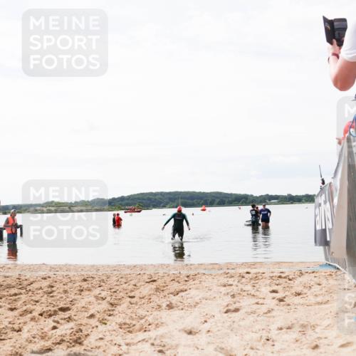 21.06.2026 - Viking Triathlon Michael Strokosch http://msf.ph/oto/9830113 21.06.2026 11:02:02 Schwimmen 646 meine-sportfotos.de