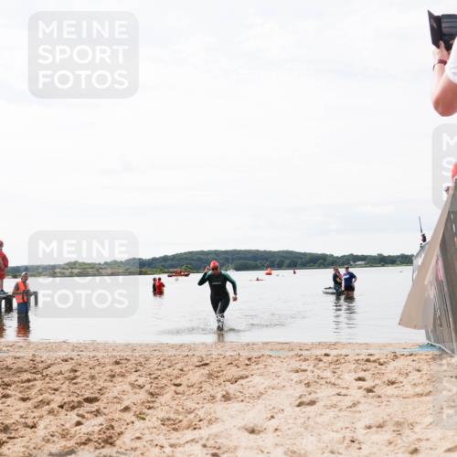 21.06.2026 - Viking Triathlon Michael Strokosch http://msf.ph/oto/9830123 21.06.2026 11:02:05 Schwimmen 646 meine-sportfotos.de