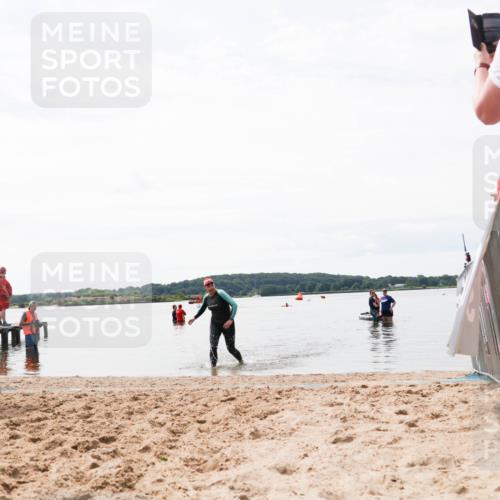 21.06.2026 - Viking Triathlon Michael Strokosch http://msf.ph/oto/9830125 21.06.2026 11:02:06 Schwimmen 646 meine-sportfotos.de