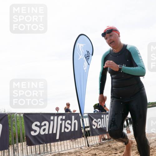 21.06.2026 - Viking Triathlon Michael Strokosch http://msf.ph/oto/9830136 21.06.2026 11:02:10 Schwimmen 646 meine-sportfotos.de