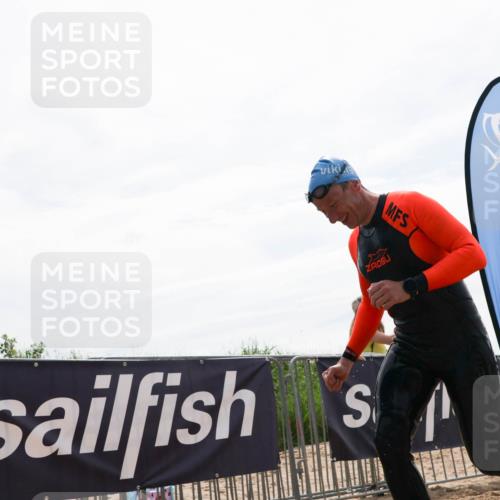 21.06.2026 - Viking Triathlon Michael Strokosch http://msf.ph/oto/9830208 21.06.2026 11:02:59 Schwimmen 379 meine-sportfotos.de