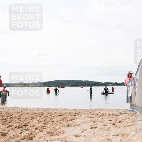 21.06.2026 - Viking Triathlon Michael Strokosch http://msf.ph/oto/9830221 21.06.2026 11:03:11 Schwimmen  meine-sportfotos.de