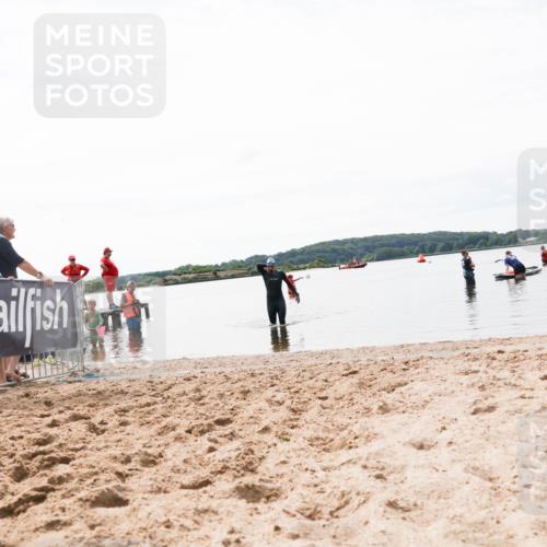 21.06.2026 - Viking Triathlon Michael Strokosch http://msf.ph/oto/9830265 21.06.2026 11:03:26 Schwimmen 529 meine-sportfotos.de