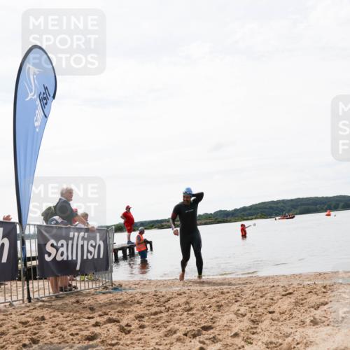 21.06.2026 - Viking Triathlon Michael Strokosch http://msf.ph/oto/9830279 21.06.2026 11:03:30 Schwimmen 529 meine-sportfotos.de