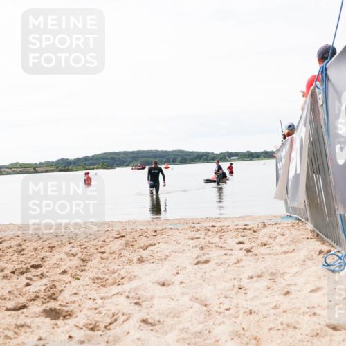 21.06.2026 - Viking Triathlon Michael Strokosch http://msf.ph/oto/9830345 21.06.2026 11:04:12 Schwimmen 421 meine-sportfotos.de