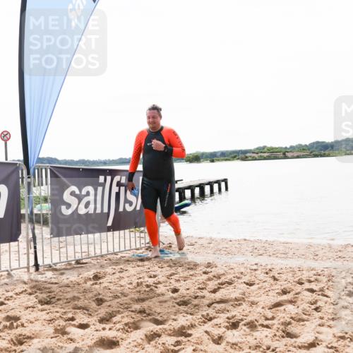 21.06.2026 - Viking Triathlon Michael Strokosch http://msf.ph/oto/9830466 21.06.2026 11:11:20 Schwimmen 39 meine-sportfotos.de