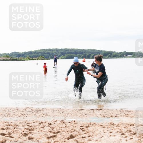 21.06.2026 - Viking Triathlon Michael Strokosch http://msf.ph/oto/9830484 21.06.2026 11:12:18 Schwimmen 368 meine-sportfotos.de