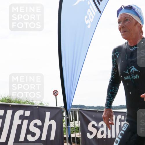 21.06.2026 - Viking Triathlon Michael Strokosch http://msf.ph/oto/9830498 21.06.2026 11:12:22 Schwimmen 368 meine-sportfotos.de