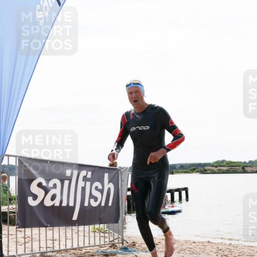 21.06.2026 - Viking Triathlon Michael Strokosch http://msf.ph/oto/9830508 21.06.2026 11:12:43 Schwimmen 70 meine-sportfotos.de
