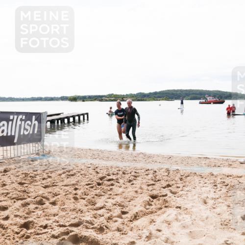 21.06.2026 - Viking Triathlon Michael Strokosch http://msf.ph/oto/9830519 21.06.2026 11:18:30 Schwimmen 431 meine-sportfotos.de