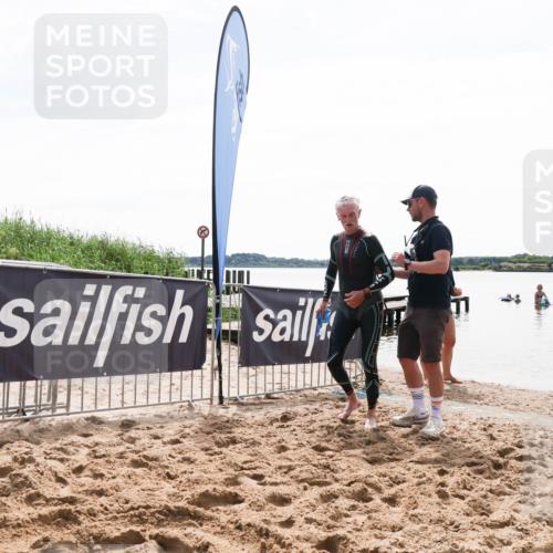 21.06.2026 - Viking Triathlon Michael Strokosch http://msf.ph/oto/9830541 21.06.2026 11:18:37 Schwimmen 431 meine-sportfotos.de