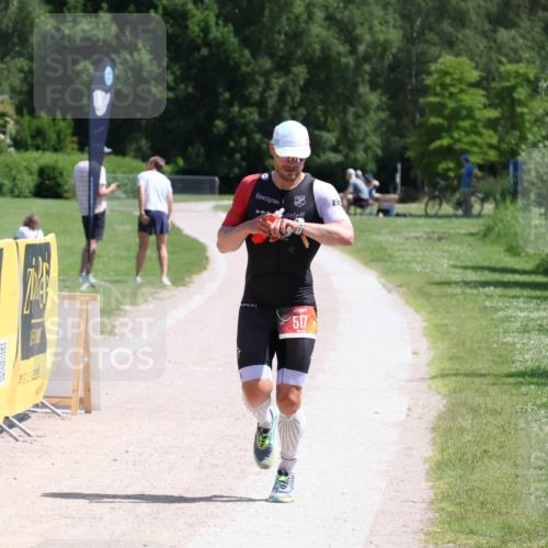 21.06.2026 - Viking Triathlon Michael Strokosch http://msf.ph/oto/9830568 21.06.2026 12:38:44 Laufen 441, 517 meine-sportfotos.de
