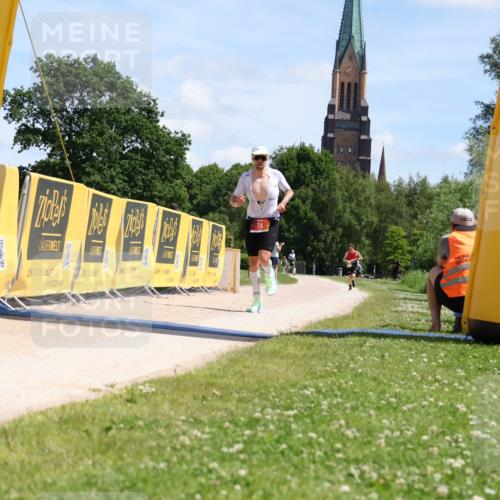21.06.2026 - Viking Triathlon Michael Strokosch http://msf.ph/oto/9830628 21.06.2026 12:44:53 Laufen 74 meine-sportfotos.de