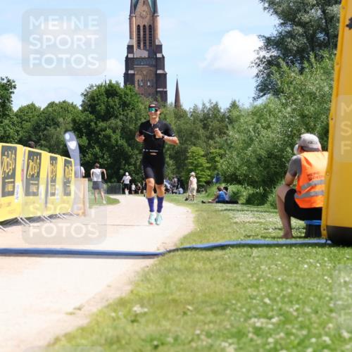 21.06.2026 - Viking Triathlon Michael Strokosch http://msf.ph/oto/9830819 21.06.2026 12:53:38 Laufen 446 meine-sportfotos.de