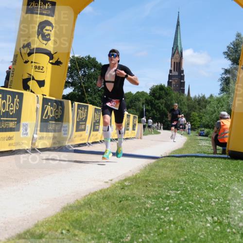 21.06.2026 - Viking Triathlon Michael Strokosch http://msf.ph/oto/9831002 21.06.2026 12:59:50 Laufen 242, 551 meine-sportfotos.de