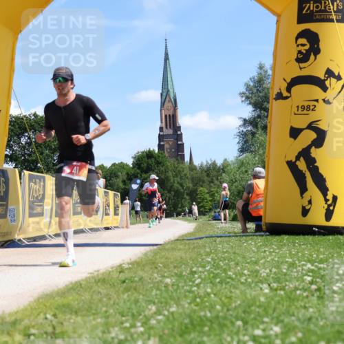 21.06.2026 - Viking Triathlon Michael Strokosch http://msf.ph/oto/9831188 21.06.2026 13:03:01 Laufen 41, 170 meine-sportfotos.de