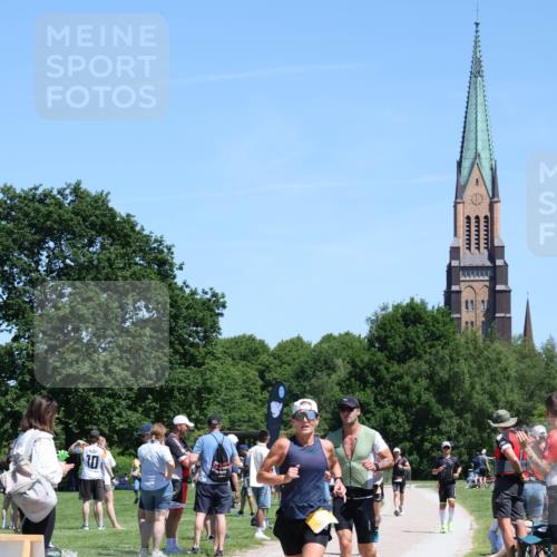 21.06.2026 - Viking Triathlon Michael Strokosch http://msf.ph/oto/9831560 21.06.2026 14:02:22 Laufen 637 meine-sportfotos.de