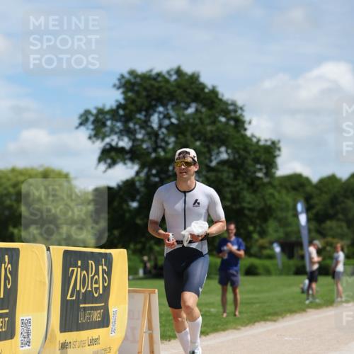 21.06.2026 - Viking Triathlon Michael Strokosch http://msf.ph/oto/9831597 21.06.2026 12:41:07 Laufen 548 meine-sportfotos.de