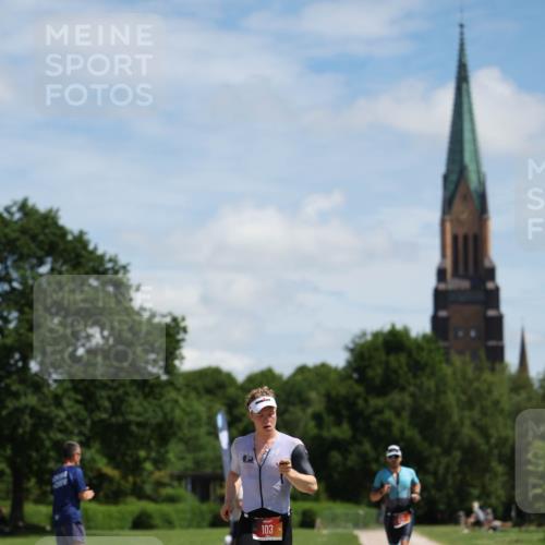 21.06.2026 - Viking Triathlon Michael Strokosch http://msf.ph/oto/9831648 21.06.2026 12:42:43 Laufen 103, 527 meine-sportfotos.de