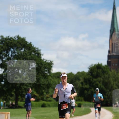 21.06.2026 - Viking Triathlon Michael Strokosch http://msf.ph/oto/9831649 21.06.2026 12:42:43 Laufen 103, 527 meine-sportfotos.de