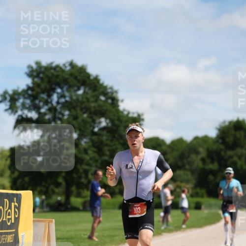21.06.2026 - Viking Triathlon Michael Strokosch http://msf.ph/oto/9831651 21.06.2026 12:42:44 Laufen 103, 527 meine-sportfotos.de