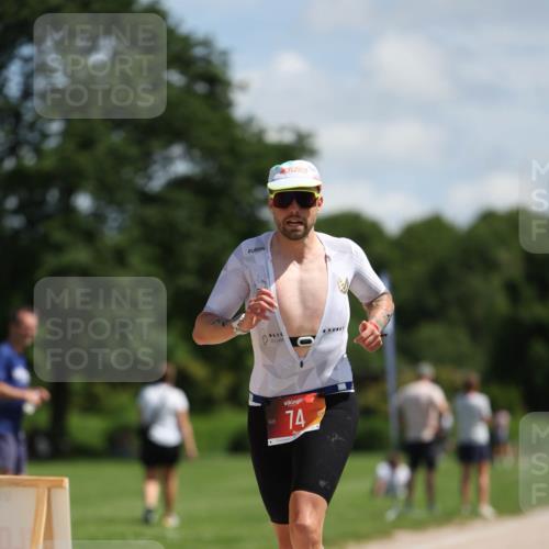 21.06.2026 - Viking Triathlon Michael Strokosch http://msf.ph/oto/9831713 21.06.2026 12:44:52 Laufen 74 meine-sportfotos.de