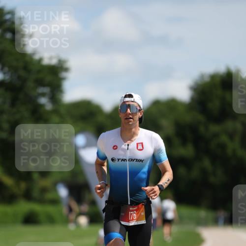 21.06.2026 - Viking Triathlon Michael Strokosch http://msf.ph/oto/9831747 21.06.2026 12:45:20 Laufen 176 meine-sportfotos.de
