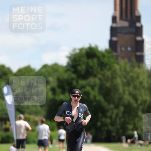 21.06.2026 - Viking Triathlon Michael Strokosch http://msf.ph/oto/9831757 21.06.2026 12:45:45 Laufen 565 meine-sportfotos.de