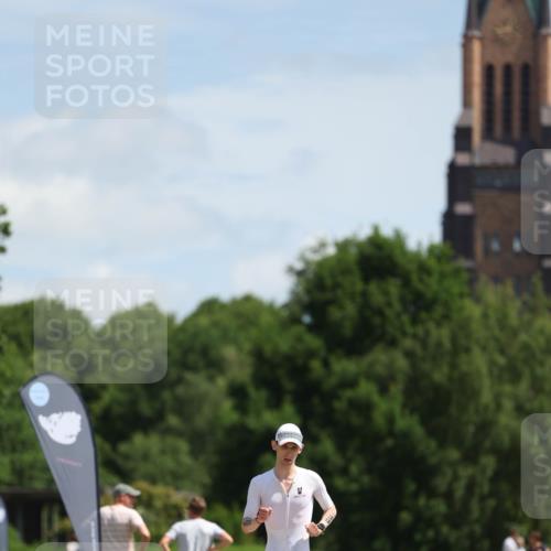 21.06.2026 - Viking Triathlon Michael Strokosch http://msf.ph/oto/9831786 21.06.2026 12:46:37 Laufen 38 meine-sportfotos.de