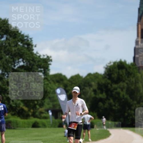 21.06.2026 - Viking Triathlon Michael Strokosch http://msf.ph/oto/9831791 21.06.2026 12:46:39 Laufen 38 meine-sportfotos.de