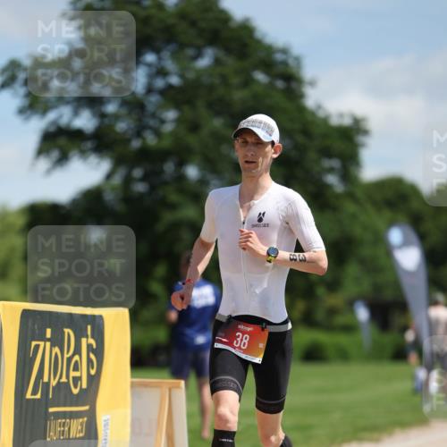 21.06.2026 - Viking Triathlon Michael Strokosch http://msf.ph/oto/9831798 21.06.2026 12:46:41 Laufen 38 meine-sportfotos.de