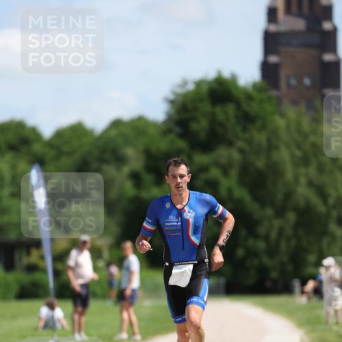 21.06.2026 - Viking Triathlon Michael Strokosch http://msf.ph/oto/9831852 21.06.2026 12:48:33 Laufen 410 meine-sportfotos.de