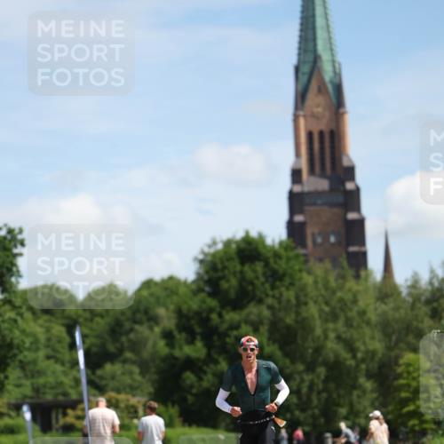 21.06.2026 - Viking Triathlon Michael Strokosch http://msf.ph/oto/9831863 21.06.2026 12:49:28 Laufen 500 meine-sportfotos.de