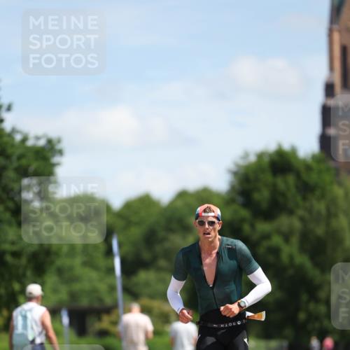21.06.2026 - Viking Triathlon Michael Strokosch http://msf.ph/oto/9831868 21.06.2026 12:49:30 Laufen 500 meine-sportfotos.de