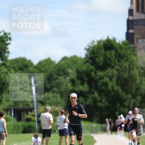 21.06.2026 - Viking Triathlon Michael Strokosch http://msf.ph/oto/9831882 21.06.2026 12:50:02 Laufen 180, 359 meine-sportfotos.de